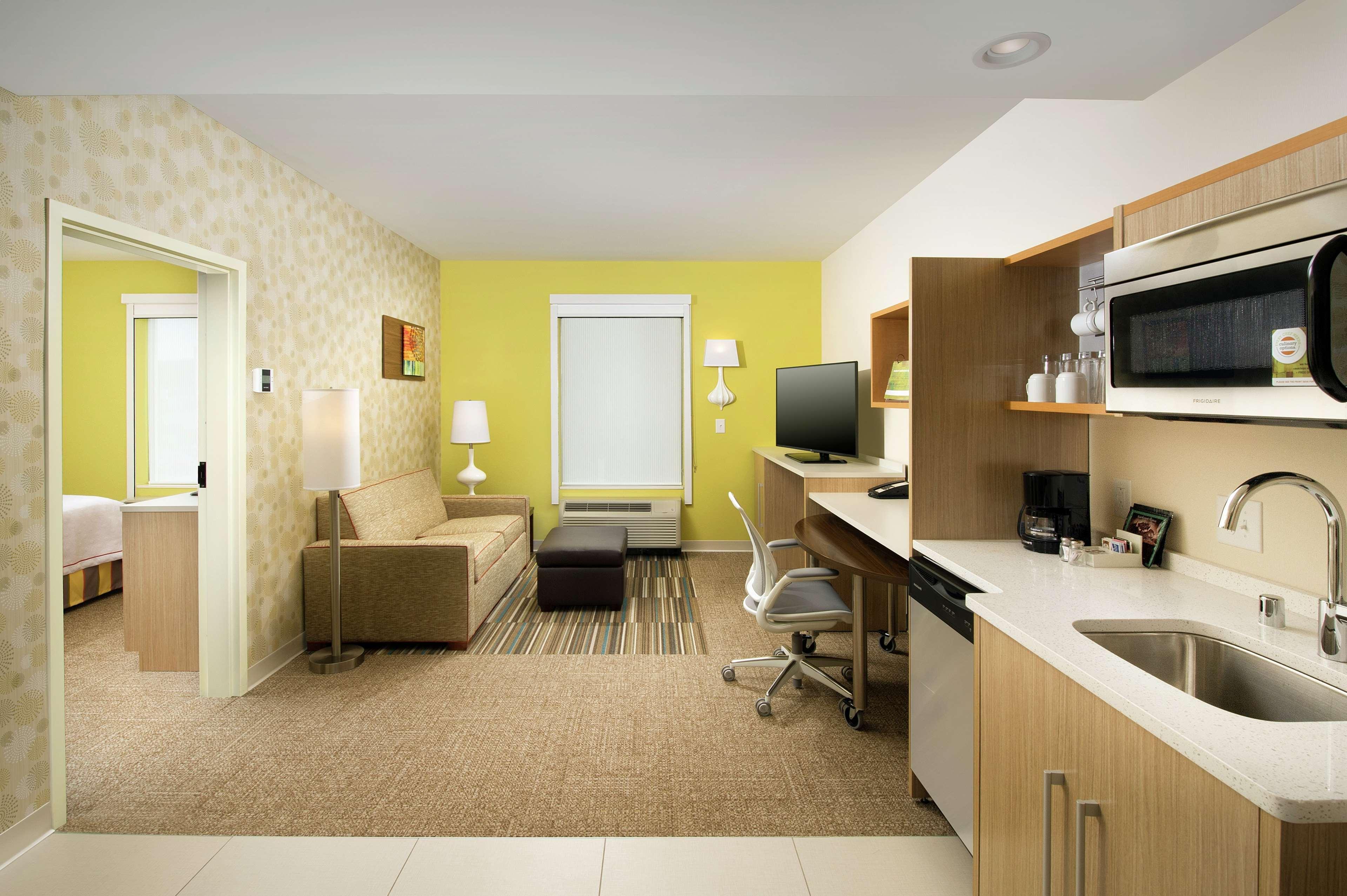 Home2 Suites by Hilton Louisville East Hurstbourne Extérieur photo